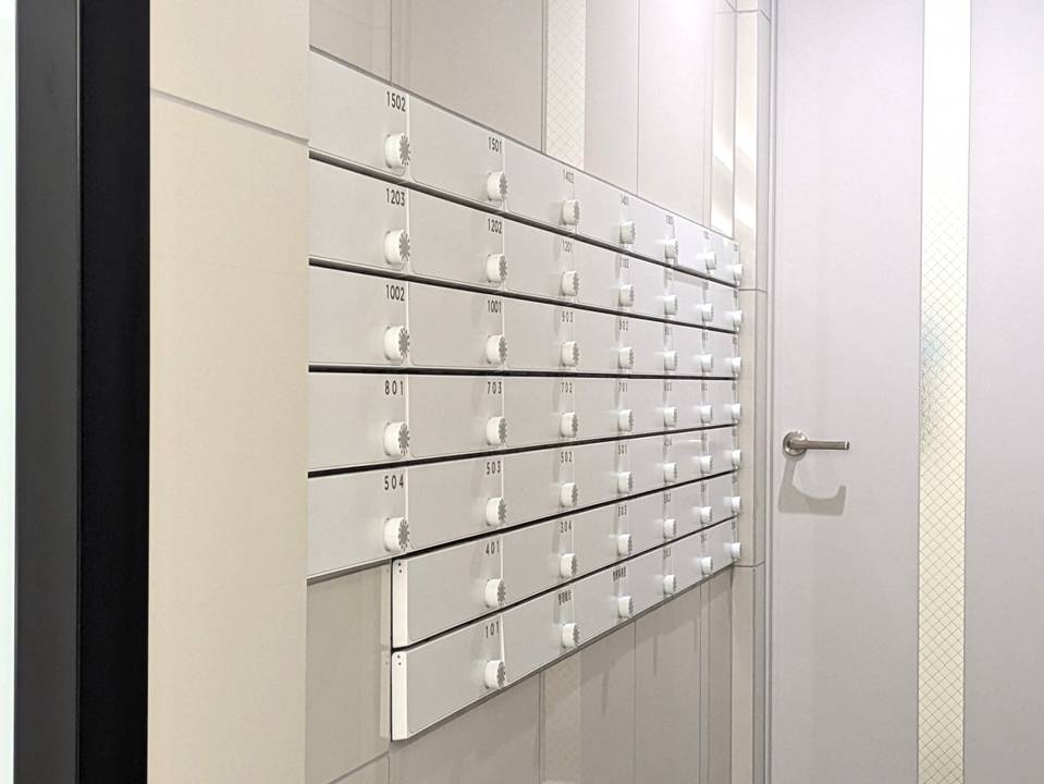 エントランス　メールBOX