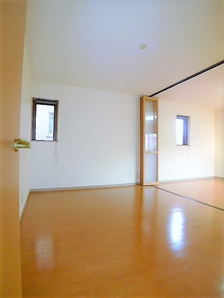 居室・リビング　★２部屋に仕切れます