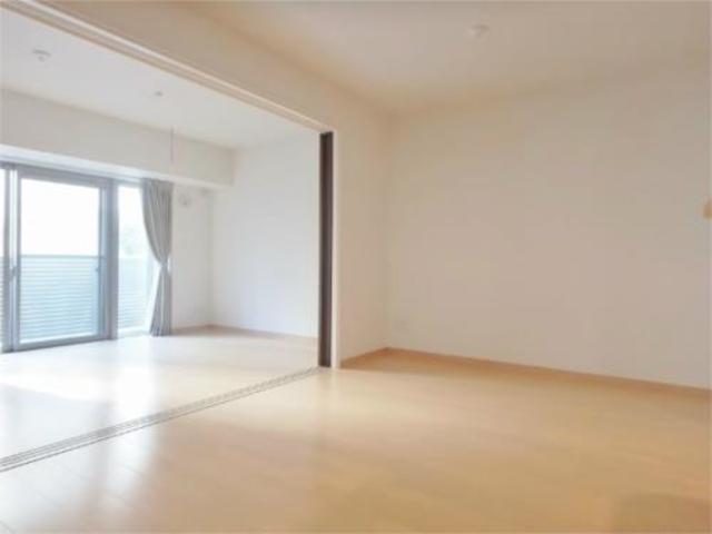 居室・リビング　別タイプのお部屋です