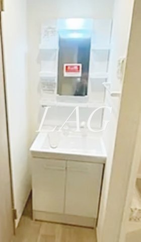 洗面設備　独立洗面台です。