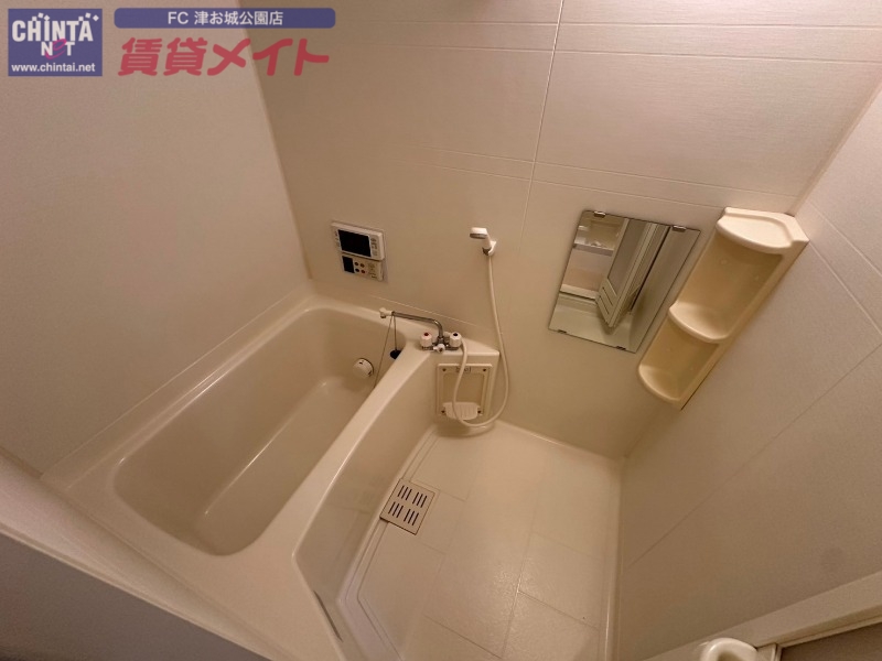 バス・シャワールーム　同型参考写真