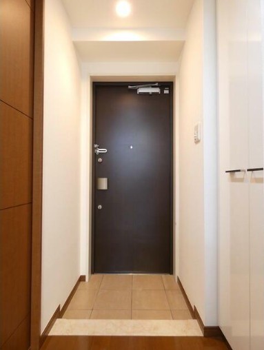 玄関　他部屋参考写真