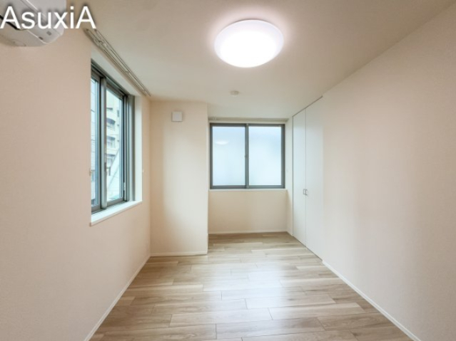 バルコニー　別部屋写真です。