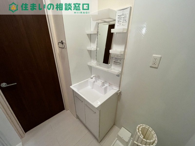 洗面設備　同型
