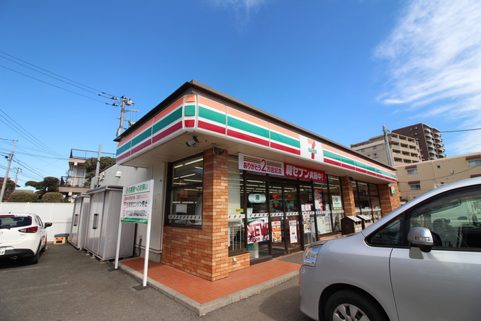 コンビニ　セブンイレブン新座栗原1丁目店（コンビニ）まで500m