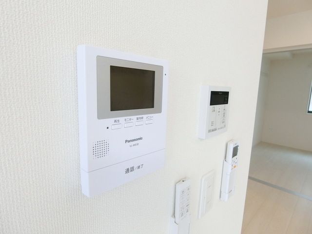 セキュリティ　★安心のTVモニター付きインターホン★