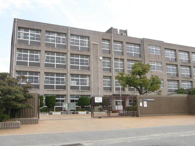 中学校　平岡南中学校（中学校）まで467m