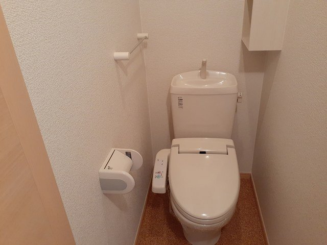 トイレ　トイレもきれいです
