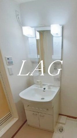 洗面設備　独立洗面台です。