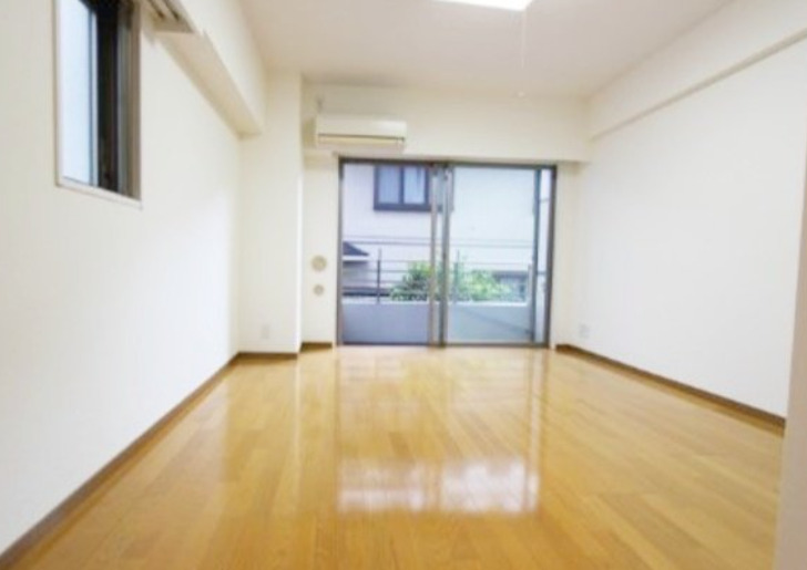 居室・リビング　別部屋の画像を使用しております。
