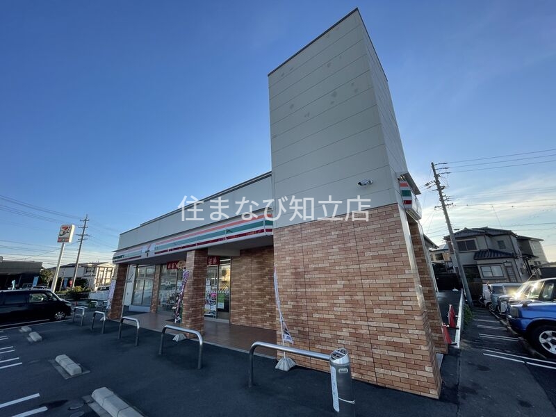 コンビニ　セブンイレブン知立八ツ田町店（コンビニ）まで392m