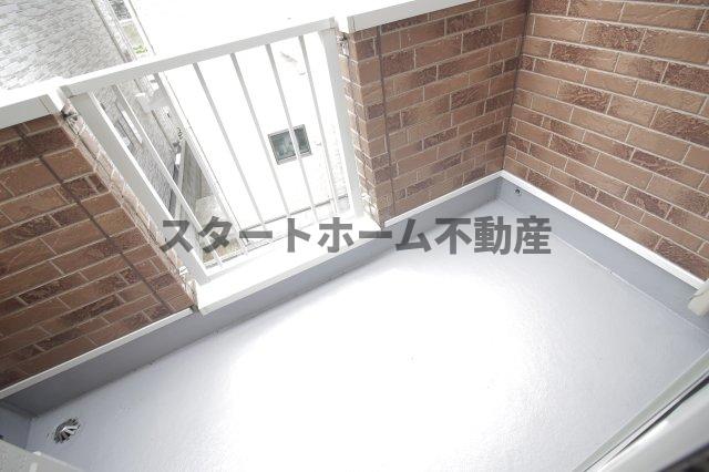 バルコニー　広々としたバルコニーです