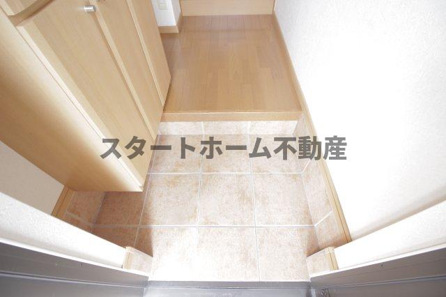 玄関　明るい玄関です
