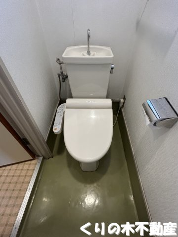 トイレ　シンプルで使いやすいトイレです