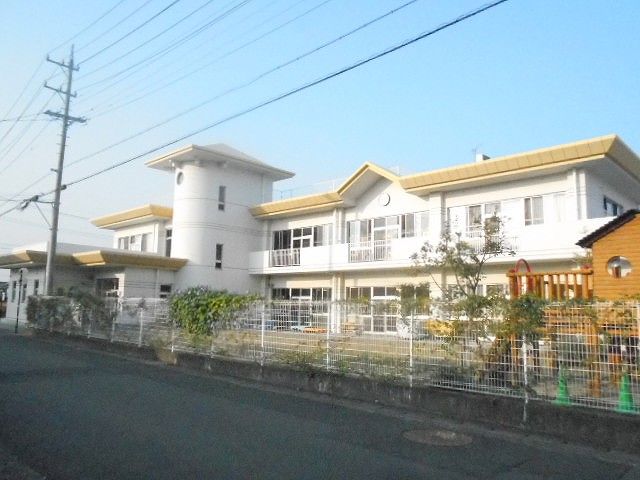 幼稚園・保育園　遊歩の丘にしおかこども園（幼稚園・保育園）まで2133m