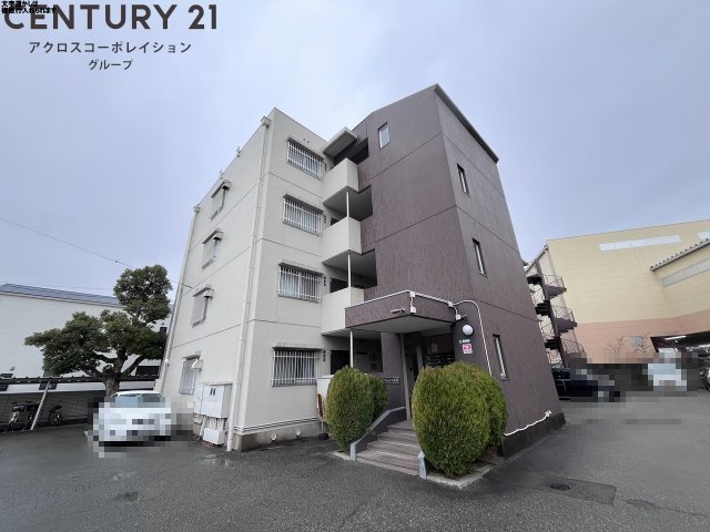 建物外観　宅配BOX付きで便利です！