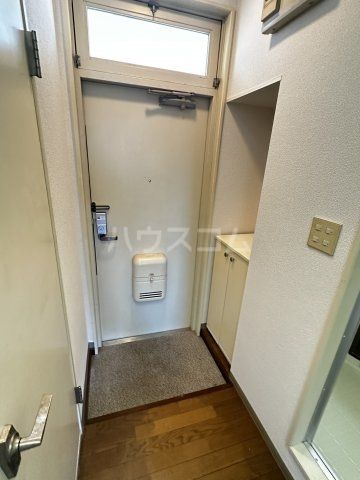 イージーハウス春日部の玄関写真