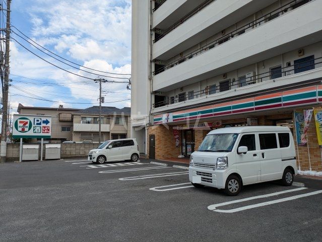 コンビニ　セブンイレブン東菅野店（コンビニ）まで567m