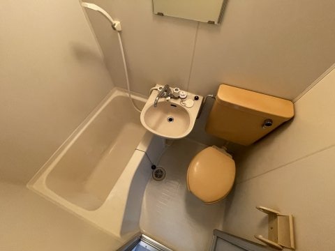 バス・シャワールーム　お風呂です
