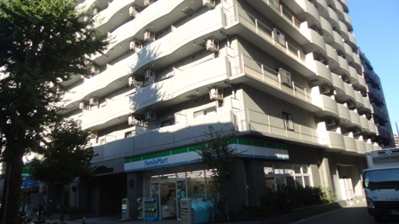 コンビニ　ファミリーマート【宮原1丁目】（コンビニ）まで310m