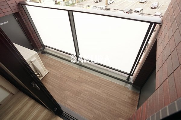 バルコニー　便利で嬉しいバルコニー付きです♪
