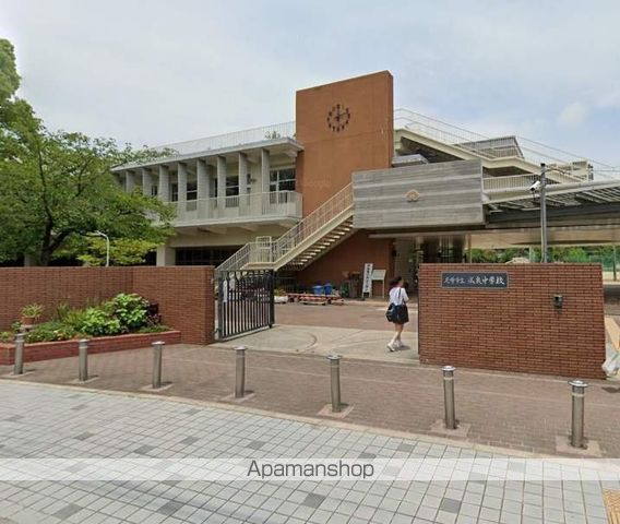 中学校　成良中学校（中学校）まで449m