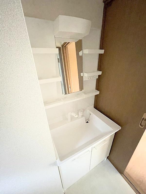 重田テラスC棟の内装写真