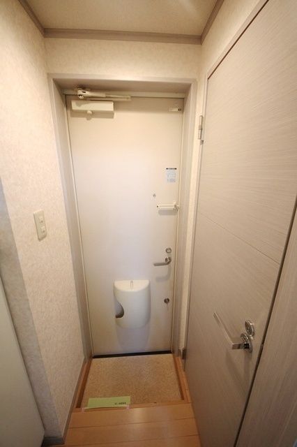 玄関　★見学希望等はタウンハウジング中央林間店までお気軽に♪★