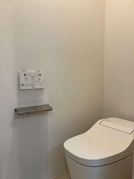 トイレ　トイレもきれいです