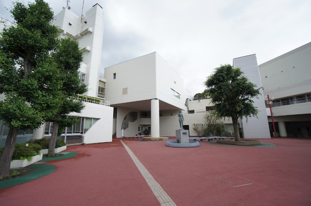 役所　寒川町役場（役所）まで1281m