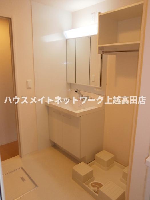洗面設備　洗髪洗面化粧台・洗濯機置場