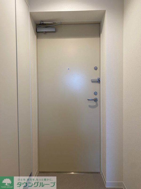 GENOVIA蕨の玄関写真