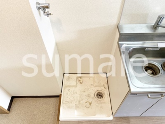 その他　室内洗濯機置場。