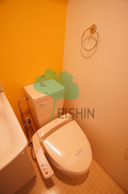 トイレ　清潔感のあるトイレです。