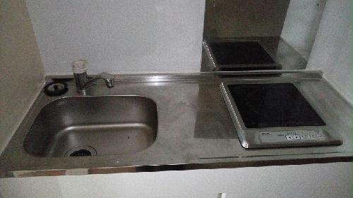 キッチン　備品は部屋ごとに異なります。
