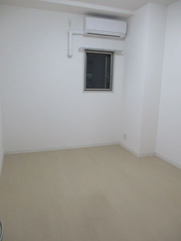 その他部屋・スペース　フローリングのきれいなお部屋です。