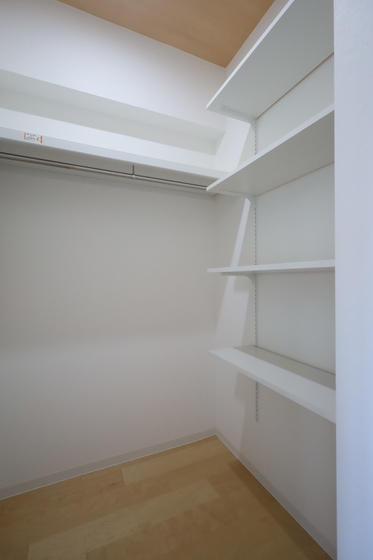 収納　※別部屋の写真です