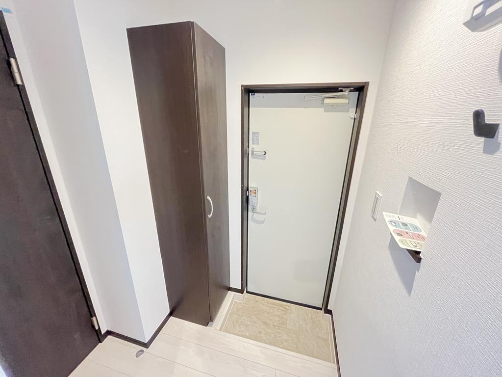 REGALEST五橋の玄関写真