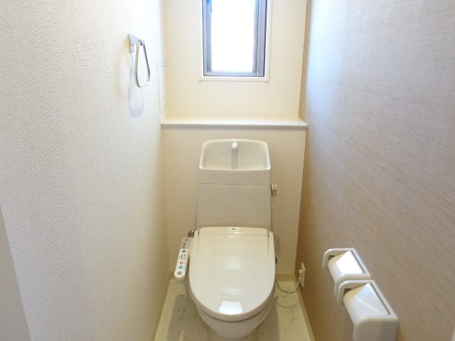 トイレ　シャワー付トイレ