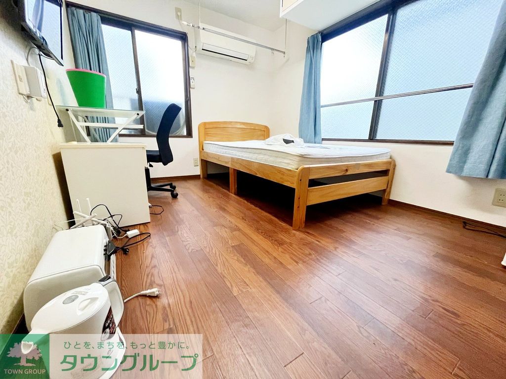 居室・リビング　※別部屋参考写真です