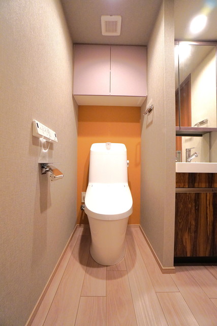 トイレ　※写真は同タイプ住戸です。