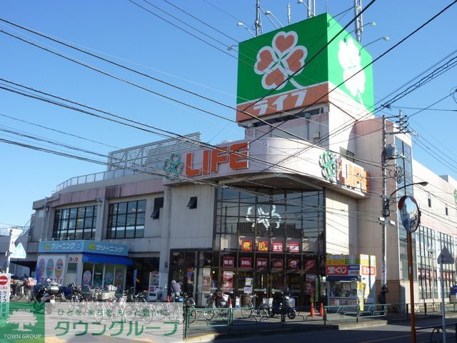 コンビニ　ライフ西大泉店（コンビニ）まで730m