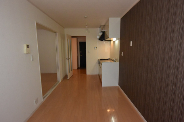 居室・リビング　写真は同マンションの別のお部屋のものです