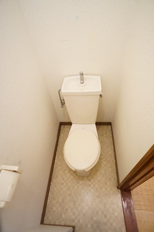 スリーベルズのトイレ写真