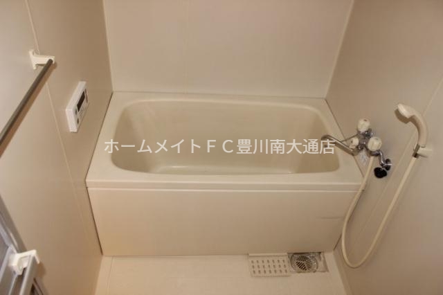 バス・シャワールーム　同型別部屋写真