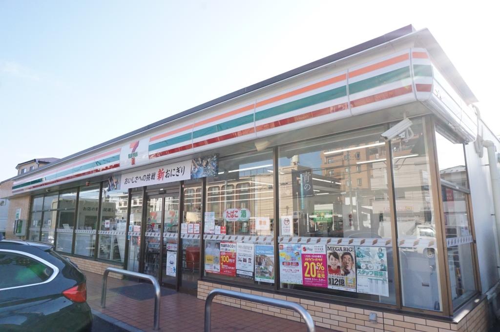 コンビニ　セブンイレブン 草加弁天1丁目店（コンビニ）まで408m
