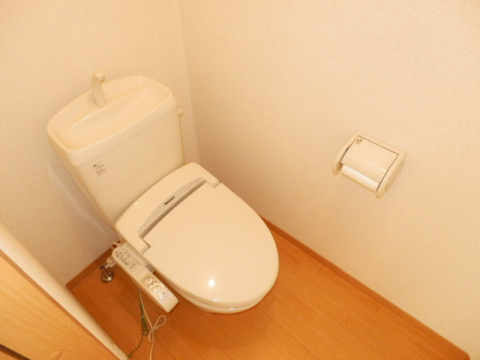 ガーデンコートAのトイレ写真