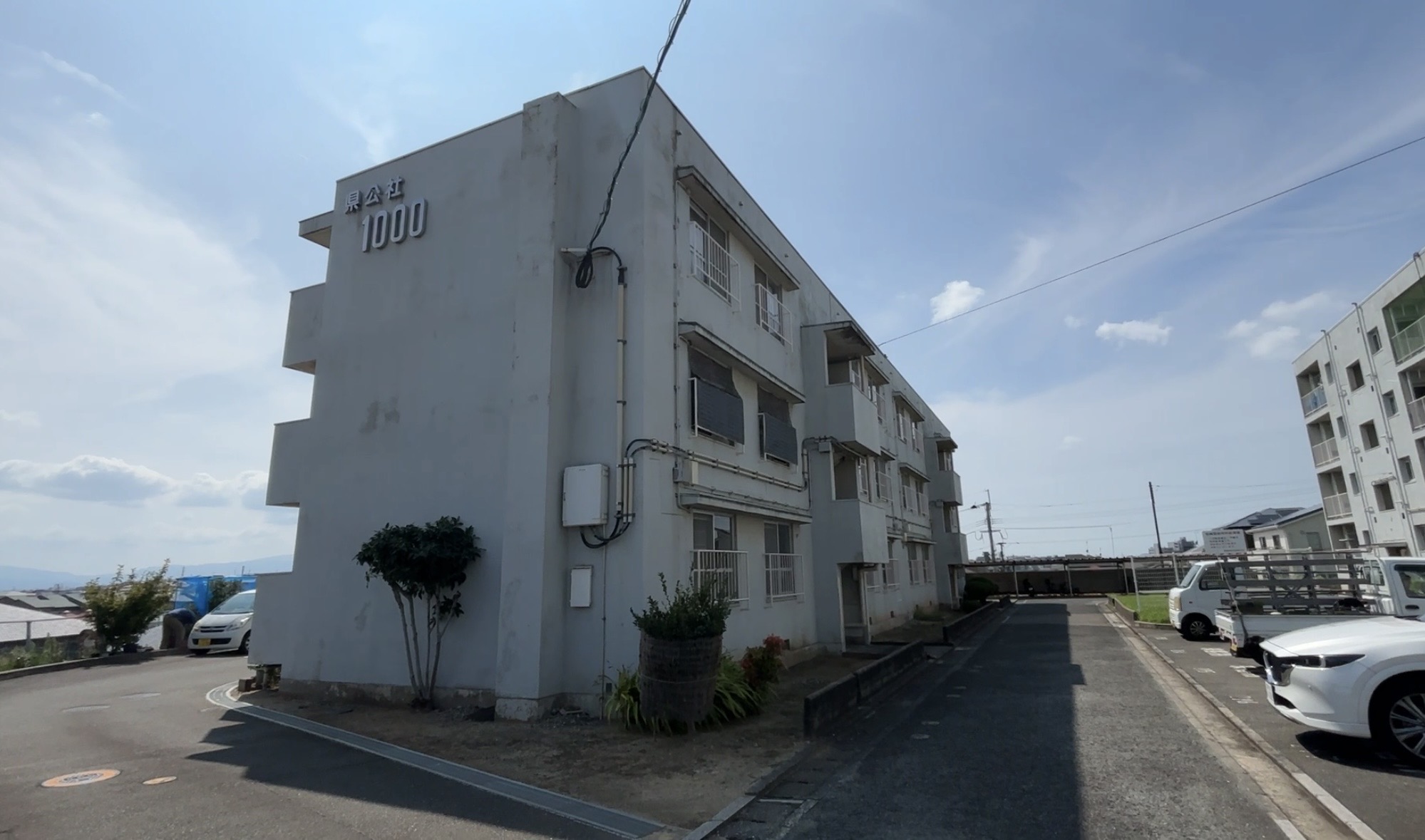 松崎1000棟の外観写真