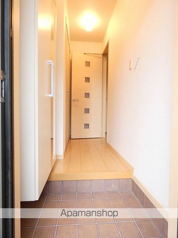 ＪＲ東海道本線 舞阪駅 徒歩10分 2階建 築18年の玄関写真