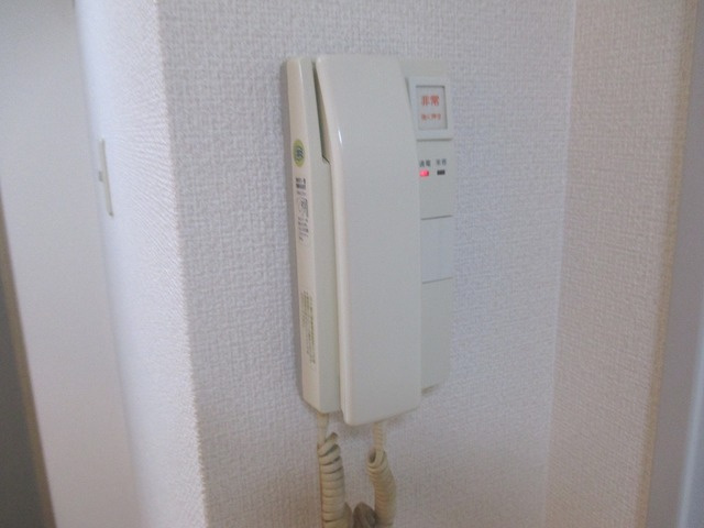 セキュリティ　来客時に便利、インターホンです